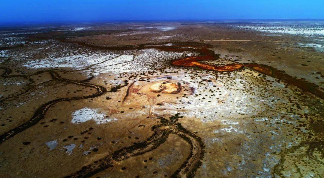 小河墓葬群_小河墓地考古_小河墓地遗址