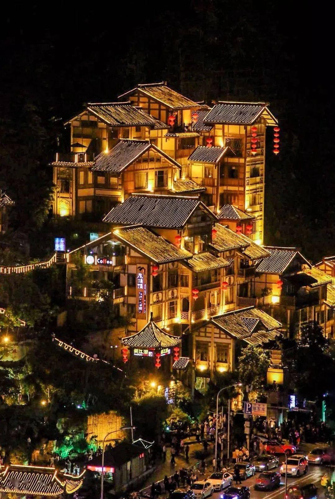 洪崖洞民俗风貌区_洪崖洞民俗风貌区简介_民俗风貌区洪崖洞景点介绍