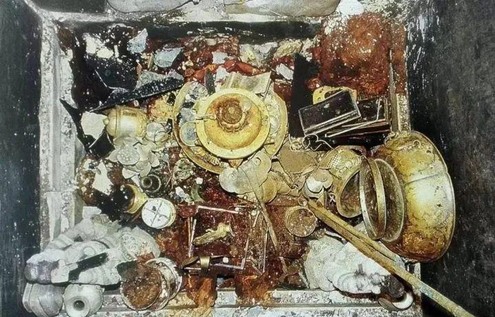 西安法门寺地宫_陕西法门寺地宫_陕西法门寺地宫简介