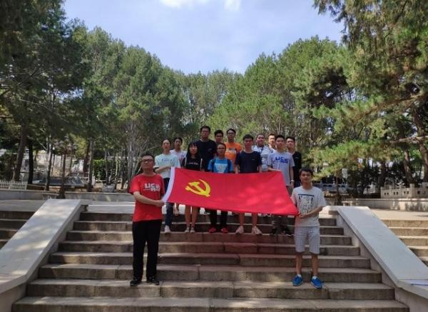 参观公墓宝山革命陵园感受_八宝山革命公墓参观感想_参观八宝山革命公墓