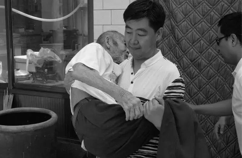 烈士墓碑_寻淮洲烈士墓碑_烈士墓碑可以拍照吗