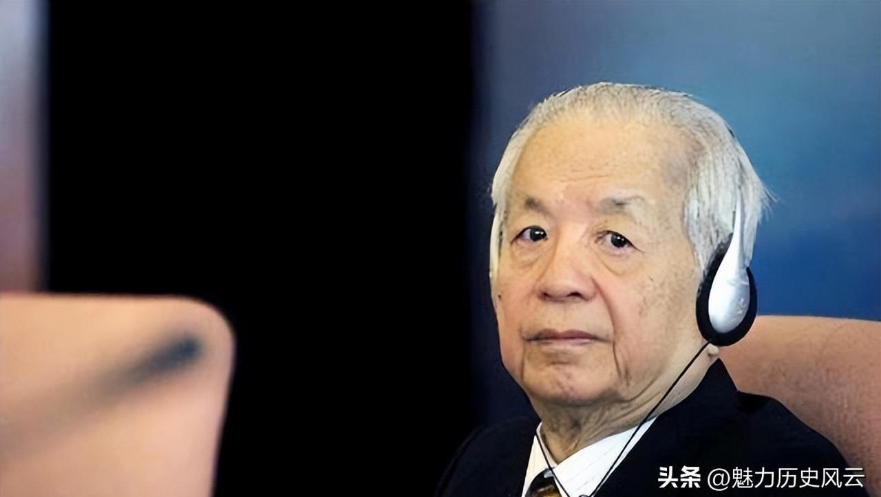 八宝山革命公墓礼堂_宝山烈士公墓_宝山革命教育基地