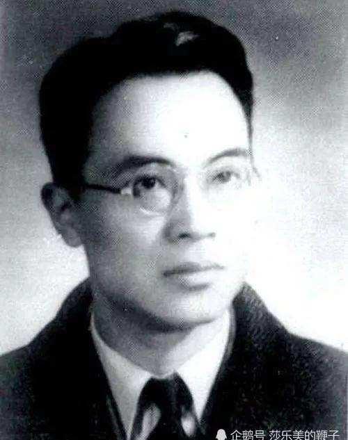 王尔德的墓碑上唇印_王尔德墓碑_王尔德墓碑为啥有吻痕