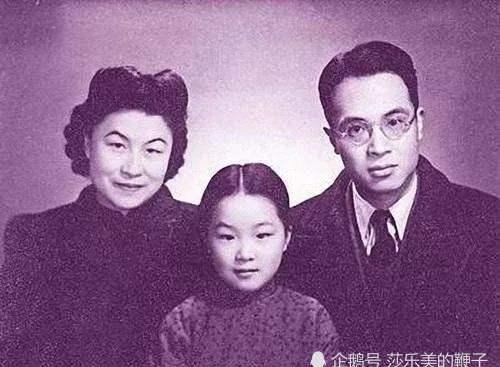 王尔德墓碑_王尔德墓碑为啥有吻痕_王尔德的墓碑上唇印