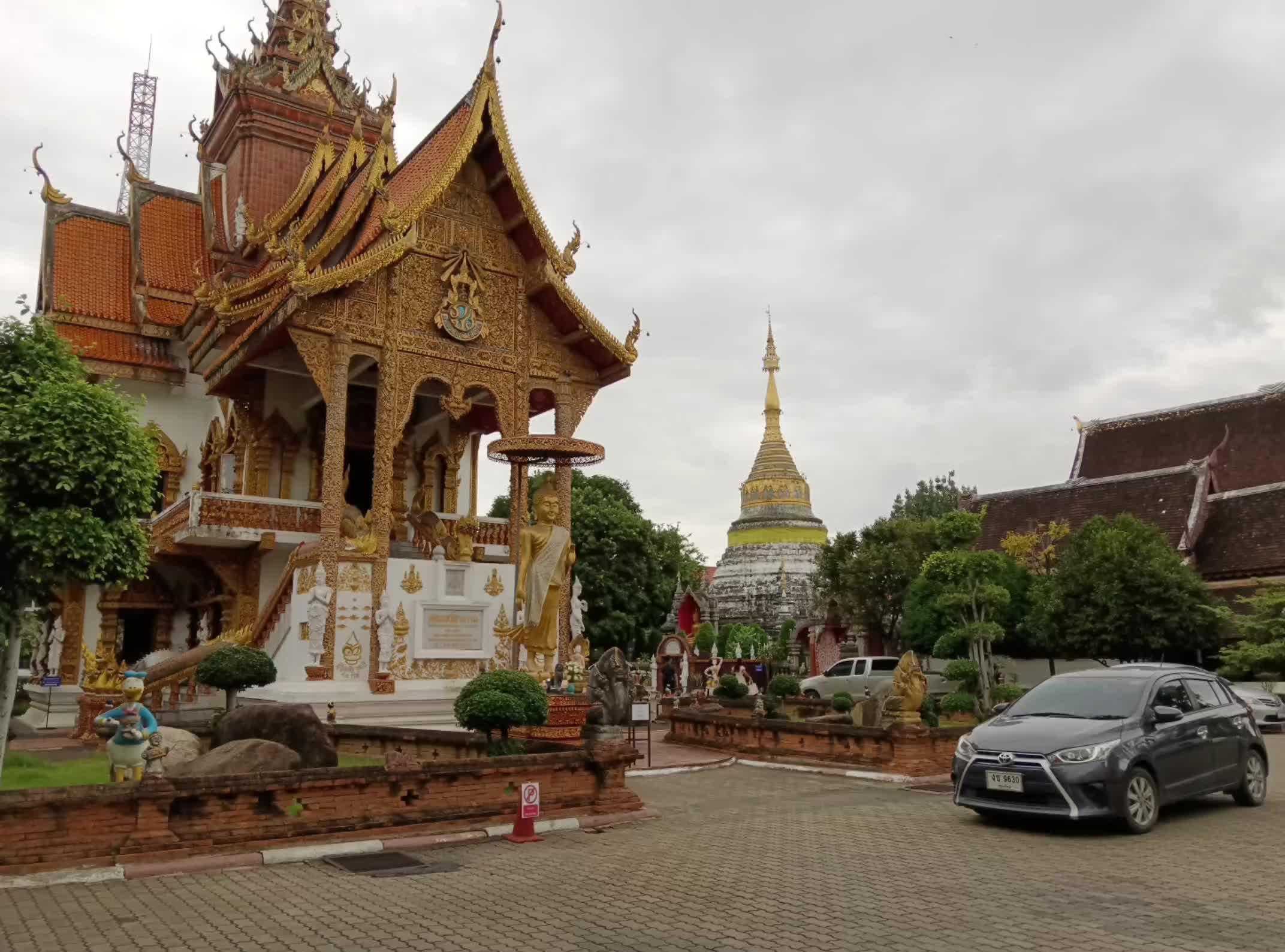 寺庙泰国好还是西藏好_泰国寺庙_泰国佛教寺院