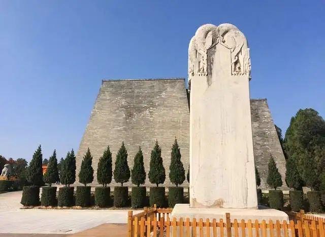 武则天陵墓被盗过吗_武则天陵墓形状鸟瞰图_武则天陵墓