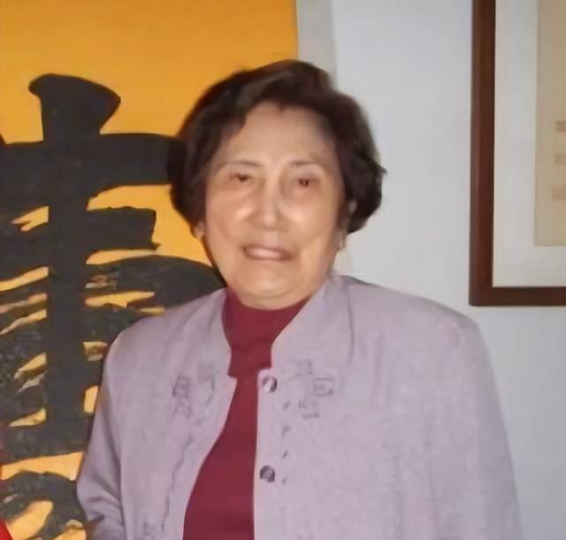 马鹤凌骨灰_骨灰盒图案仙鹤好不好_仙鹤骨灰盒