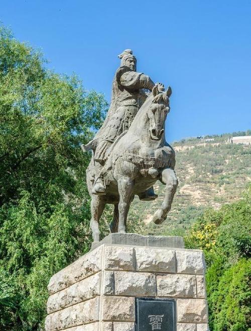 霍去病墓石雕群的意义_霍去病墓石雕群_群墓石雕霍去病图片