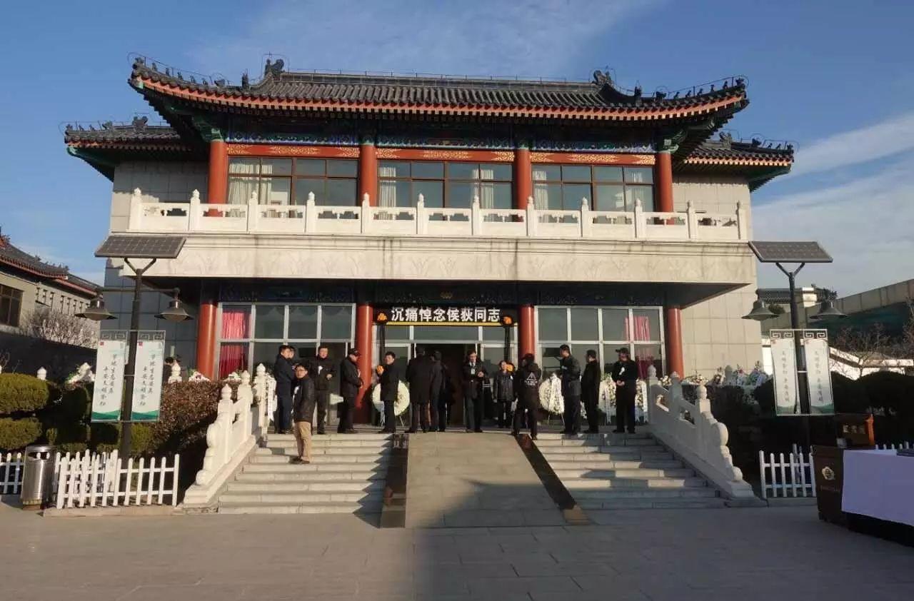 宝山革命纪念馆_八宝山革命公墓东礼堂_宝山革命教育基地